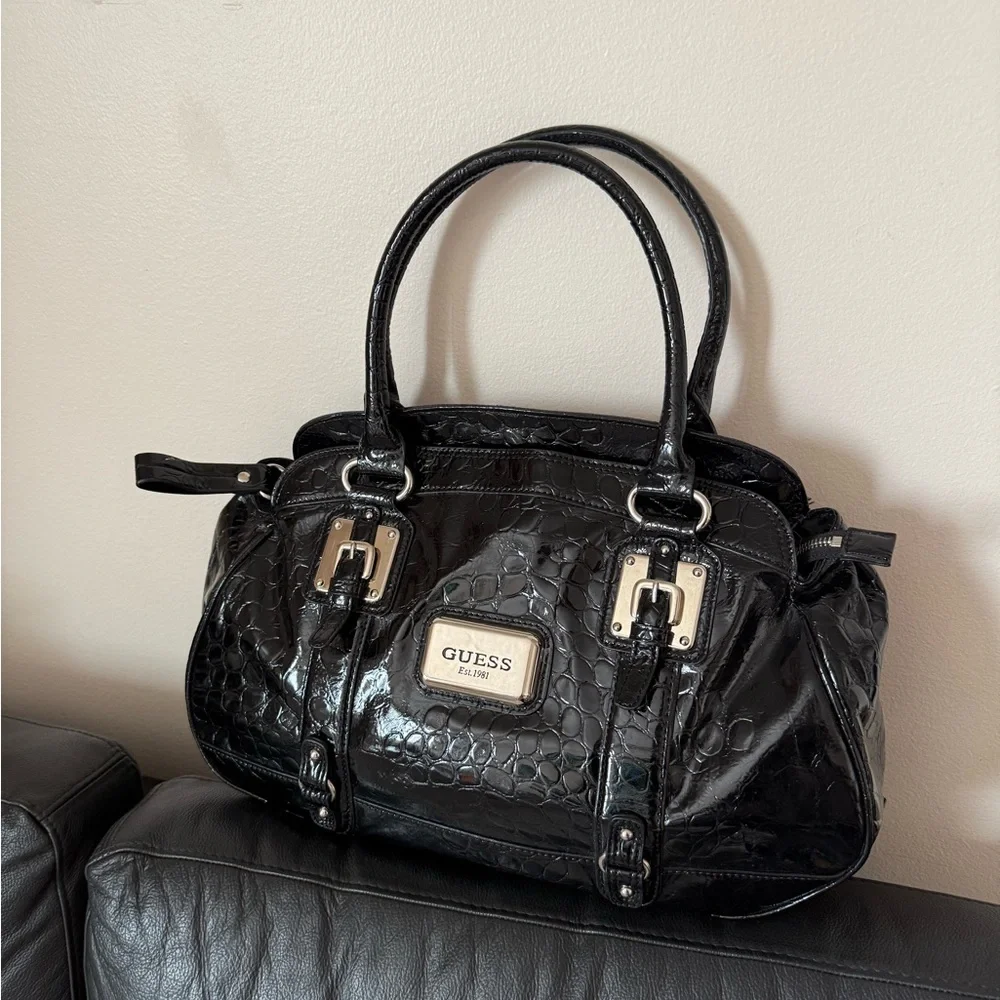 GUESS large vintage Black Croc-Embossed Patent Shoulder Satchel - Picture 2 of 10